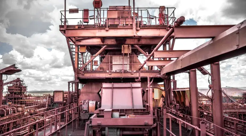 Challenging Traditions: How High-Hardness Wear-Resistant Steel Redefines Cost Efficiency in Mining